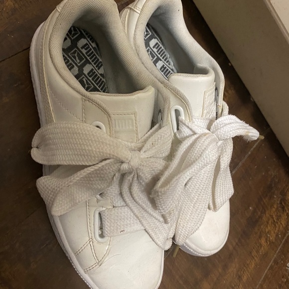 Puma shoes - Picture 2 of 3